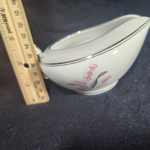 Noritake Lily of Valley creamer - Picture 8 of 8